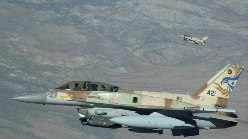 EKTAKTO: Κόλαση βομβαρδισμών – Το Ισραήλ βομβάρδισε περιοχή στα Υψίπεδα του Γκολάν στη Συρία